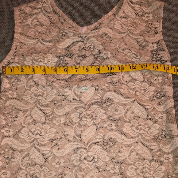 MAURICES NWOT BLUSH PINK LACE SLEEVELESS TOP - Picture 9 of 16
